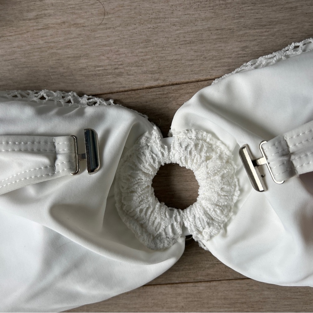 NEW White Textured Bikini Set - Picture 4 of 6